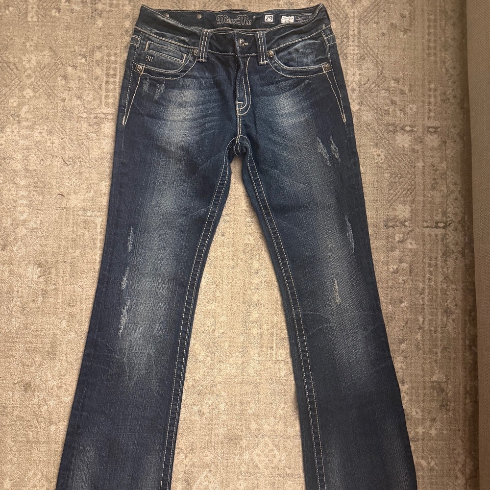 Miss Me Jeans in Like New Condition